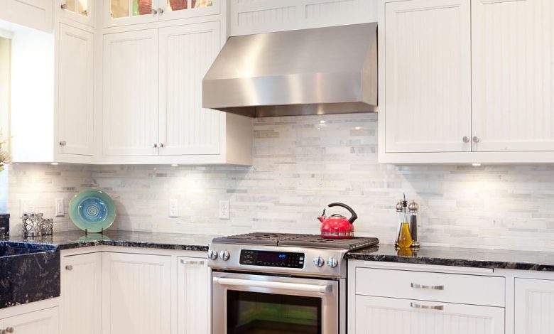 Ways to Coordinate Your Kitchen with White Shaker Cabinets