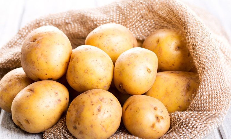 There are health benefits to eating potatoes