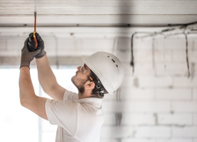 How Do I Choose the Right Drywall Repair Contractor